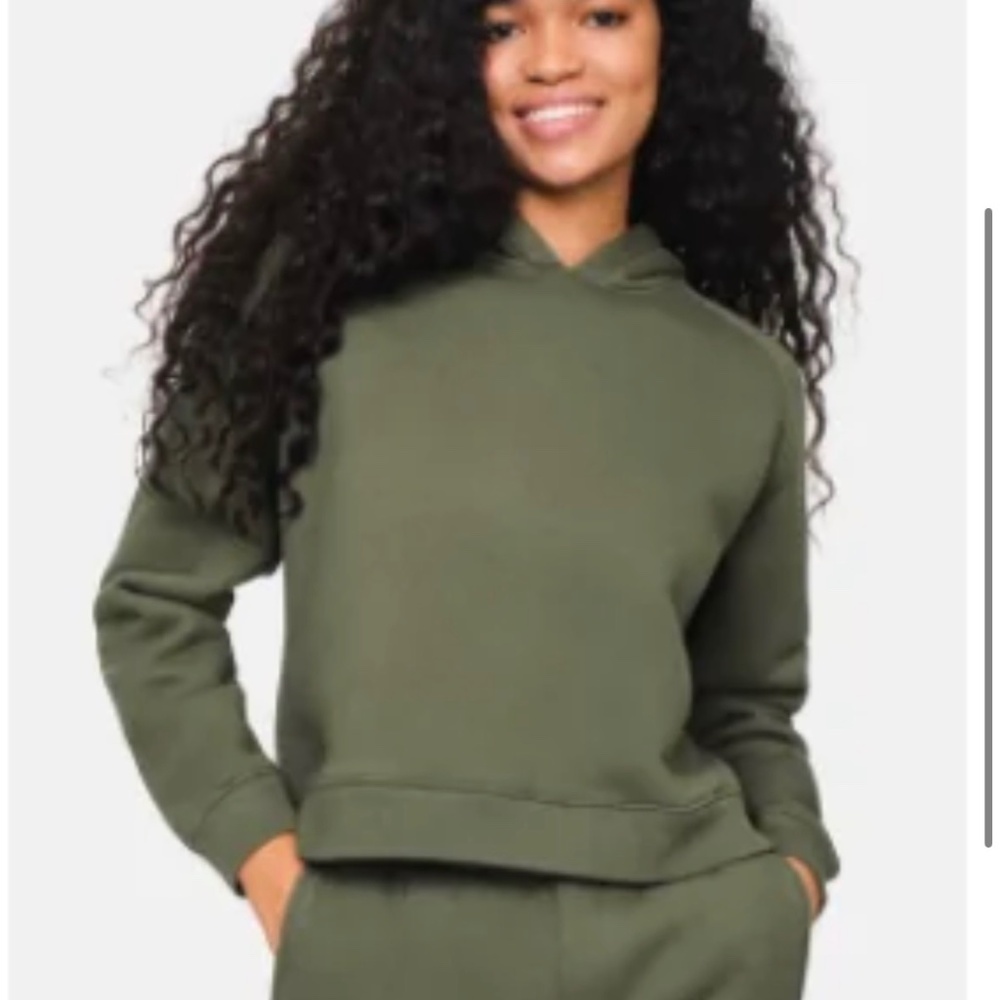 Outdoor Voices Nimbus Cotton Cropped Hoodie Vine